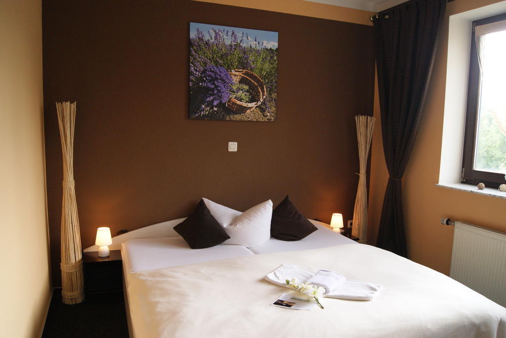 Landhotel Berggaststätte Bickenriede Anrode Zimmer foto